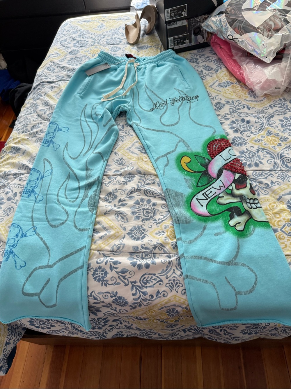 Lost Intricacy Men’s Teal Sweat Pants with Skull Design
